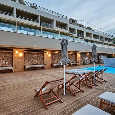 Semesteranläggning (resort) Blue Marine And 5*