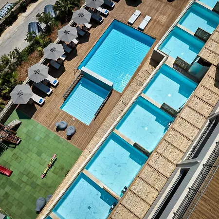 Blue Marine And Semesteranläggning (resort)